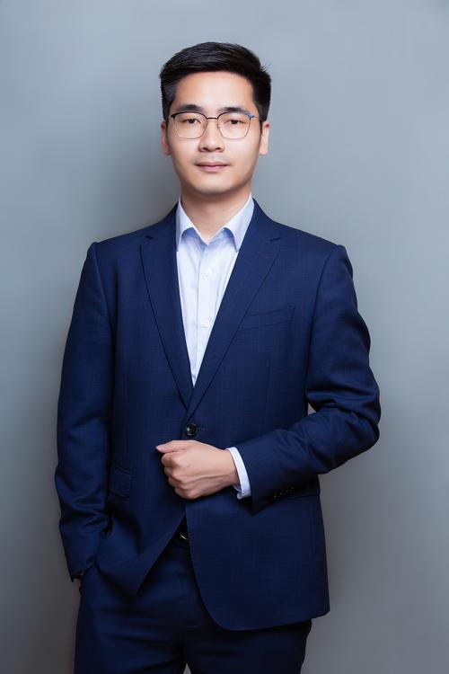 蒲元明 创始人 & 执行董事